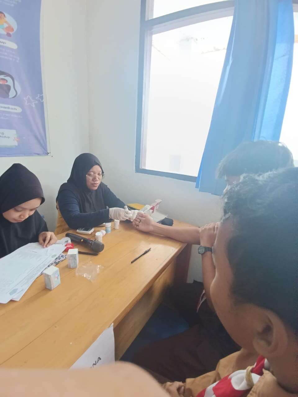 PEMERIKSAAN KESEHATAN